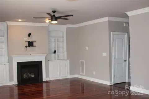 Living - 19834 Davidson Concord Rd, Davidson, NC 28036 photo 2 of 3