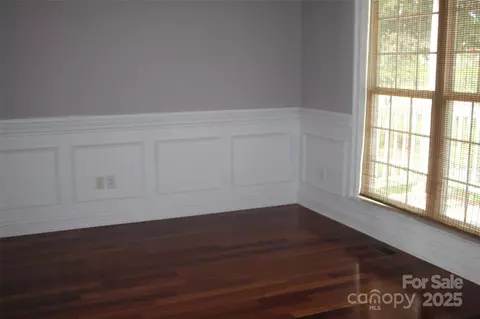 Living - 19834 Davidson Concord Rd, Davidson, NC 28036 photo 3 of 3