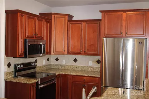 Kitchen - 19834 Davidson Concord Rd, Davidson, NC 28036 photo 1 of 2