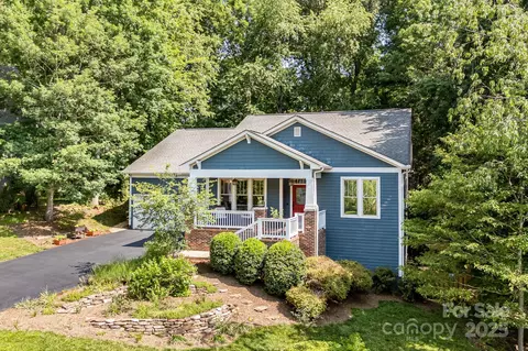 411 French Partridge Ln, Biltmore Lake, NC 28715