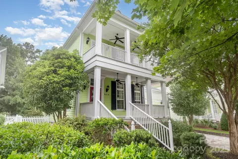 9210 Ginhouse Ln, Charlotte, NC 28277
