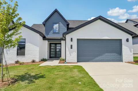 612 Hyder Trl, Tega Cay, SC 29708