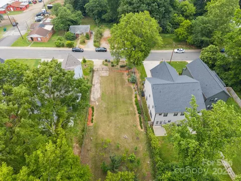 829 Holland Ave, Charlotte, NC 28206