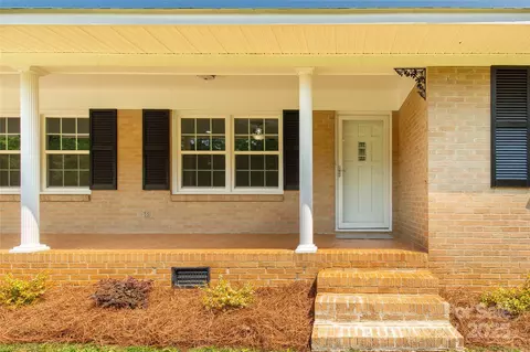 Exterior - 279 Bailey Rd, Lancaster, SC 29720 photo 3 of 6