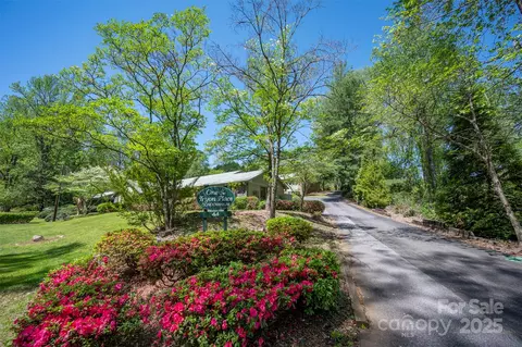 44 Jervey 3a Rd #3A, Tryon, NC 28782