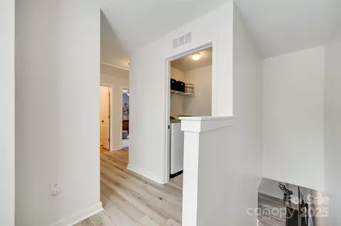 Entry Way - 5228 Tomsie Efird Ln, Charlotte, NC 28269 photo 1 of 1