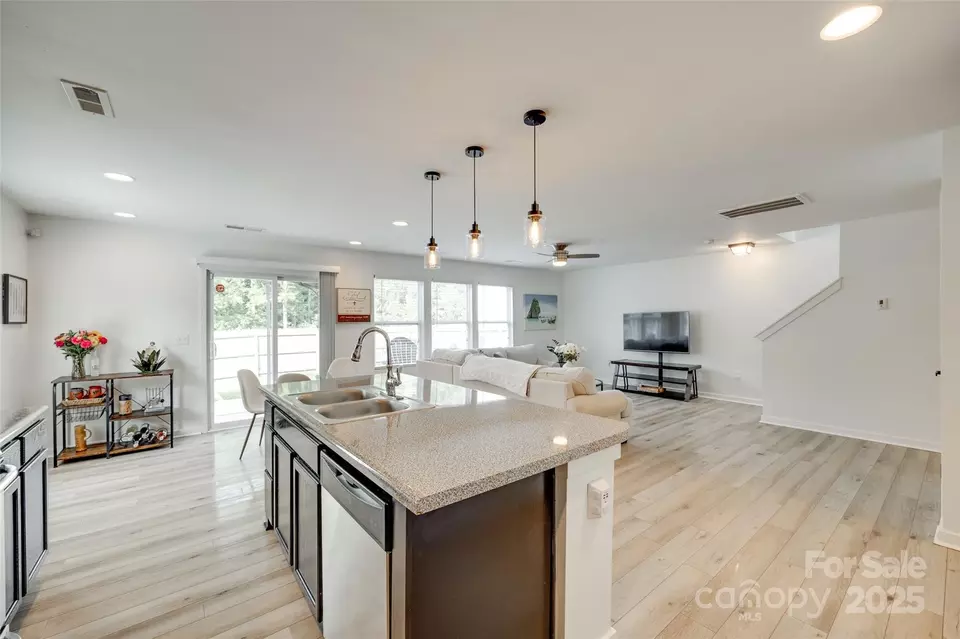Kitchen - 5228 Tomsie Efird Ln, Charlotte, NC 28269 photo 2 of 3