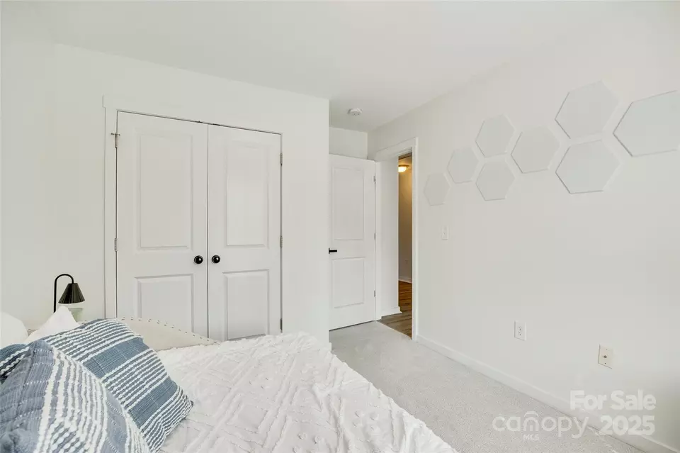 Bedroom - 5228 Tomsie Efird Ln, Charlotte, NC 28269 photo 5 of 5