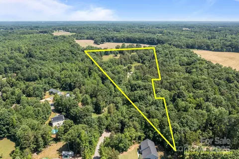 168 Pleasant Creek Dr, Cleveland, NC 27013