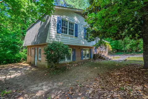 7320 Ritter Dr, Charlotte, NC 28270