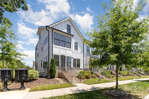 11938 Fiddlers Roof Ln, Charlotte, NC 28277