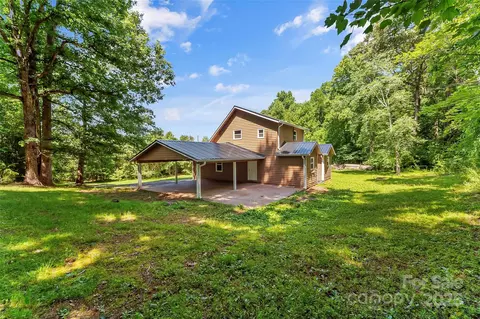 2126 Kincaid Hill Rd, Lenoir, NC 28645