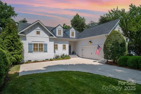 17719 Springwinds Dr, Cornelius, NC 28031 photo 4