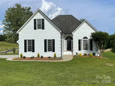 116 Eve Ash Ln, Mooresville, NC 28115