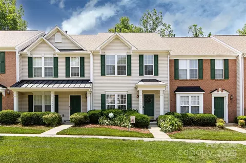 12328 Jessica Pl, Charlotte, NC 28269