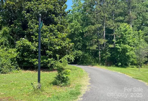 4812 Beulah Church Rd, Matthews, NC 28104