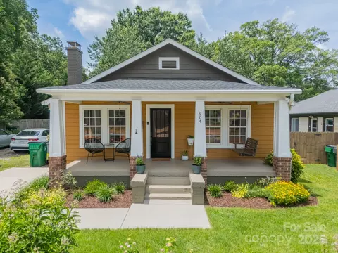 904 Anderson St, Charlotte, NC 28205