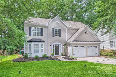 7810 Leisure Ln, Huntersville, NC 28078