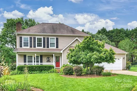 2525 Saddlehorse Ln, Gastonia, NC 28056