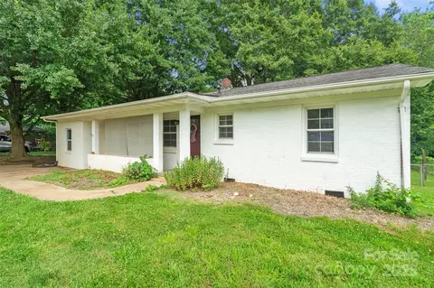 2131 Lee St, Gastonia, NC 28054