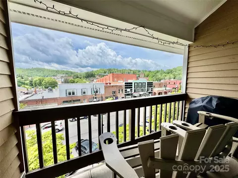 116 Grand 4-b Blvd #4-B, Boone, NC 28607