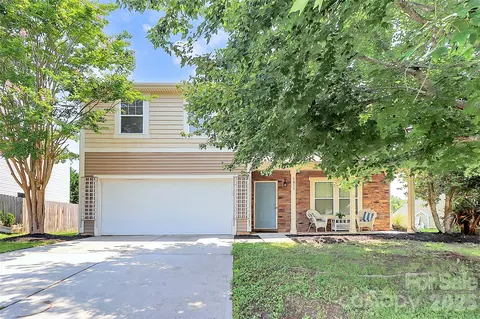 1817 Tradd Ave, Clover, SC 29710