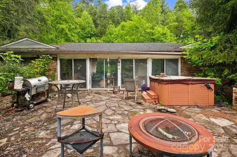 4739 Us 23 Hwy, Mars Hill, NC 28754