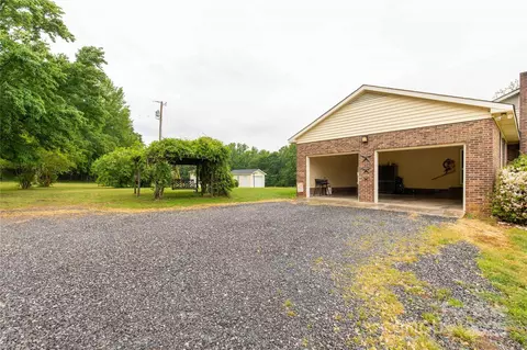 1162 E Doc Garris Rd, Lancaster, SC 29720 photo 26