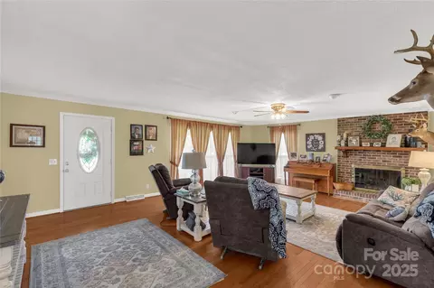 1162 E Doc Garris Rd, Lancaster, SC 29720 photo 7