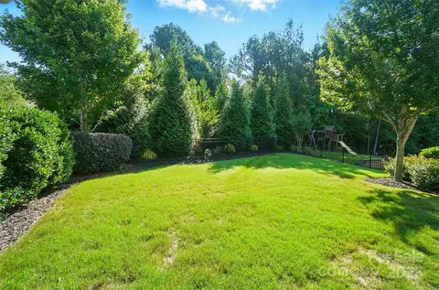 2246 Bluebell Way, Tega Cay, SC 29708 photo 46