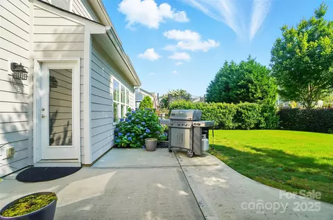 2246 Bluebell Way, Tega Cay, SC 29708 photo 45