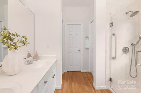 Bath - 765 Portpatrick Pl, Fort Mill, SC 29708 photo 1 of 3