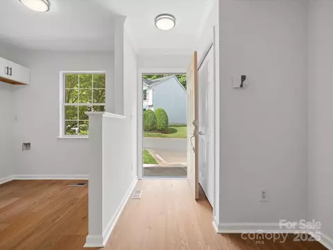 1231 Maple Shade Ln, Charlotte, NC 28270
