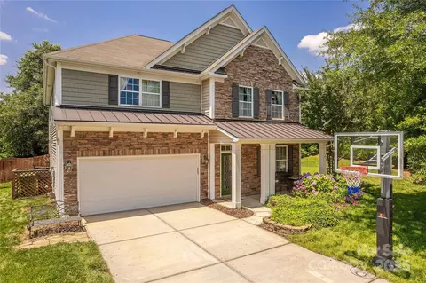 Exterior - 516 Fair Oaks Dr, Fort Mill, SC 29708 photo 1 of 3