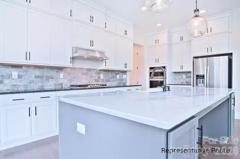 Kitchen - 4178 Millstream Rd, Denver, NC 28037 photo 3 of 5