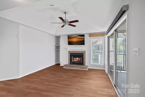 Living - 18853 Vineyard Point Ln, Cornelius, NC 28031 photo 2 of 3