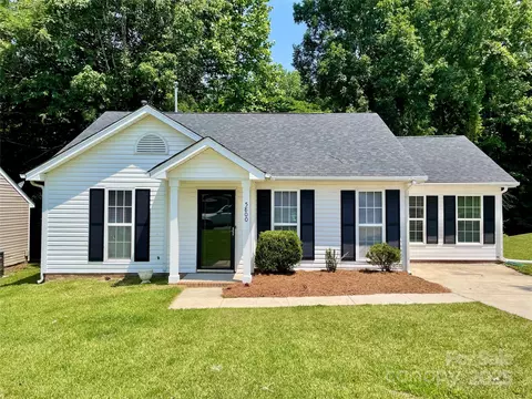 5800 Silver Eagle Dr, Charlotte, NC 28214