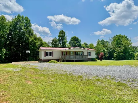 185 Bailey St, Bostic, NC 28018