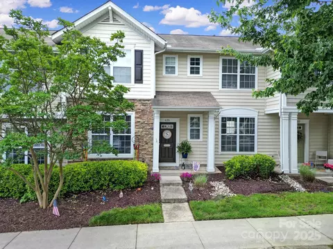 635 Brickdust Ct, Fort Mill, SC 29708