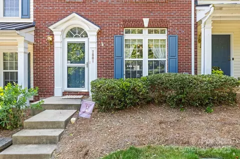 7881 Mariners Pointe Cir, Denver, NC 28037 photo 8
