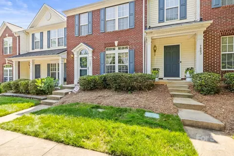 7881 Mariners Pointe Cir, Denver, NC 28037 photo 6