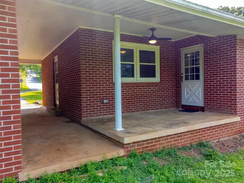 Exterior - 191 Rolling Green Dr, Sylva, NC 28779 photo 6 of 6