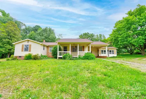 105 Hopewell Church Rd, Shelby, NC 28150