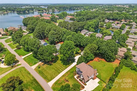 18733 Bluff Point Rd, Cornelius, NC 28031 photo 43