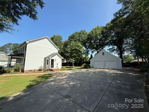 18733 Bluff Point Rd, Cornelius, NC 28031 photo 47