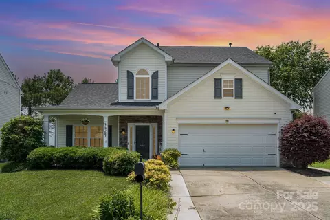 5723 Lindley Crescent Dr, Indian Trail, NC 28079