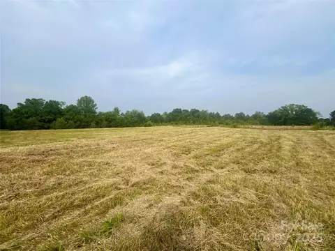 2 N Ac Ingleside Farm Rd, Iron Station, NC 28080