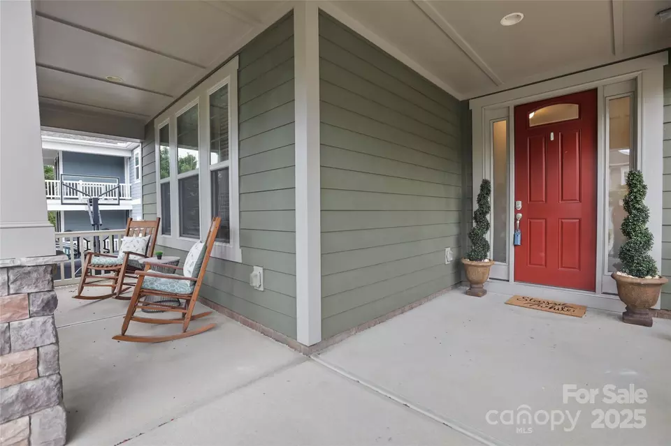 Exterior - 15018 Marymont Ave, Huntersville, NC 28078 photo 2 of 10