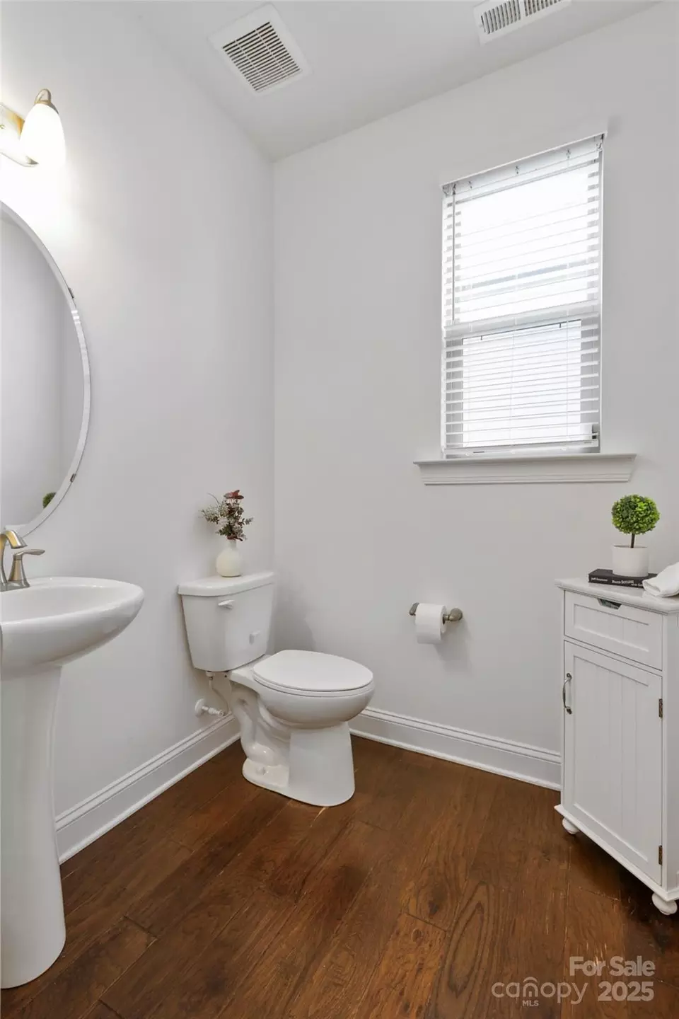 Bath - 15018 Marymont Ave, Huntersville, NC 28078 photo 1 of 5