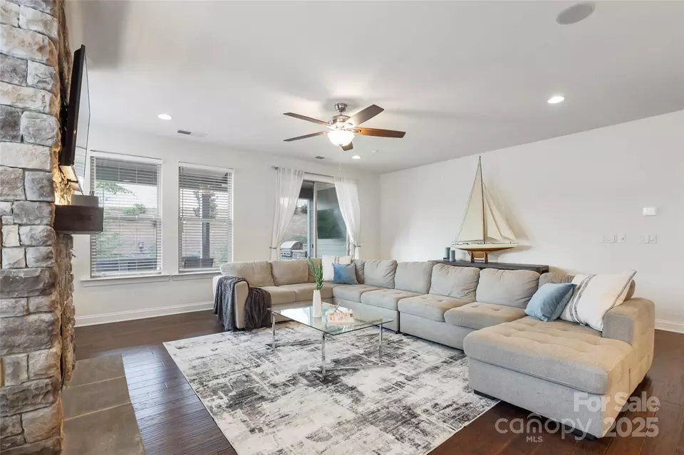 Living - 15018 Marymont Ave, Huntersville, NC 28078 photo 1 of 2